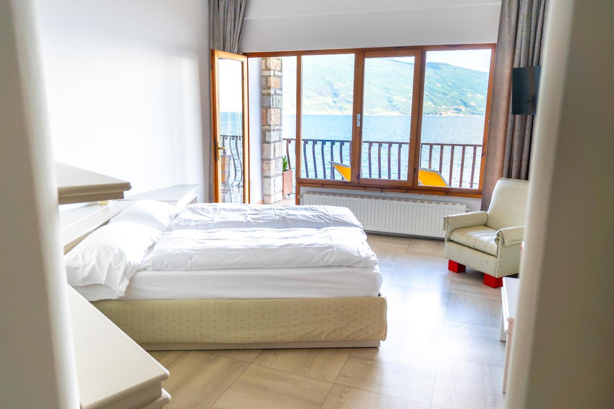 Hotel Forbisicle Tignale Zewnętrze zdjęcie