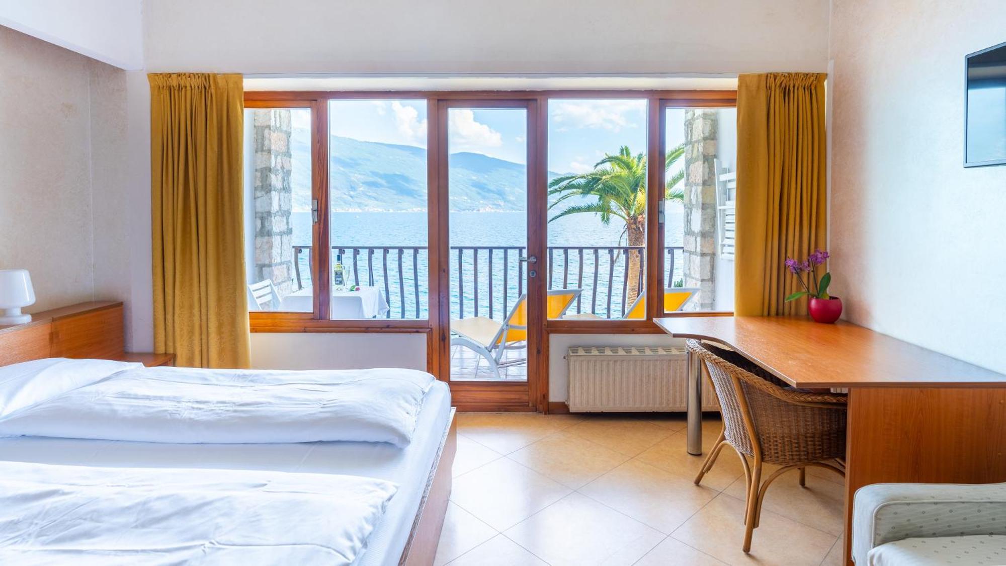 Hotel Forbisicle Tignale Zewnętrze zdjęcie